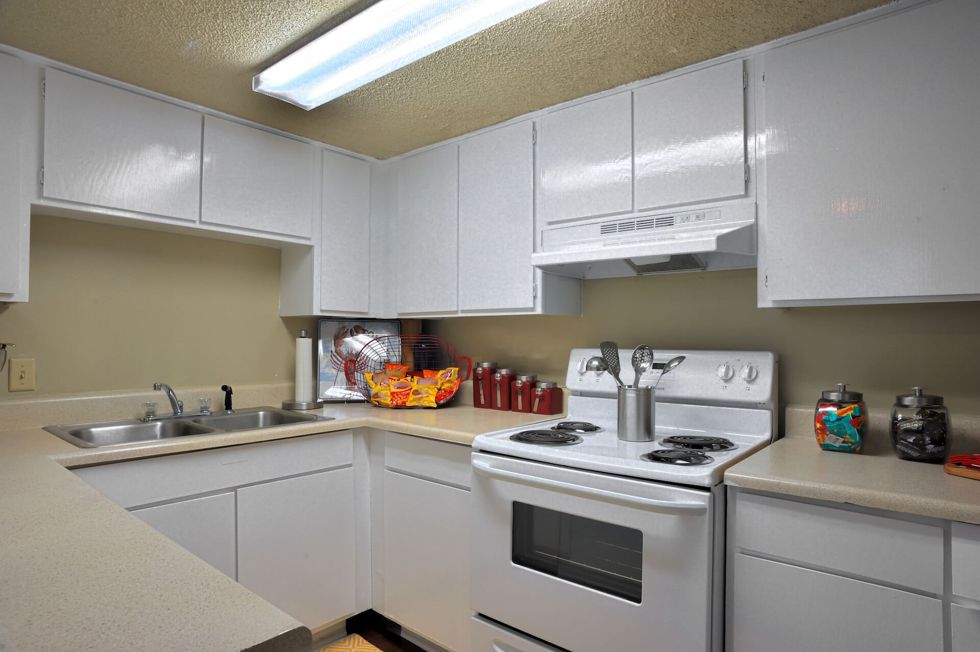 kitchen area at fairway view apartments